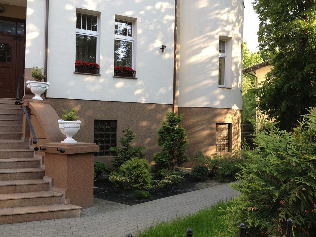 Vincent Apartment *